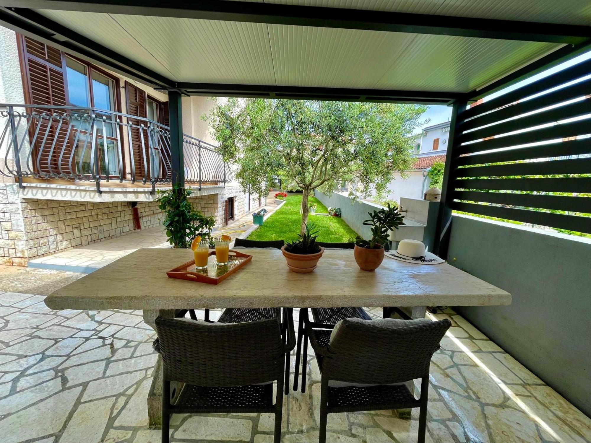 Apartment Adri Rovinj Exterior foto
